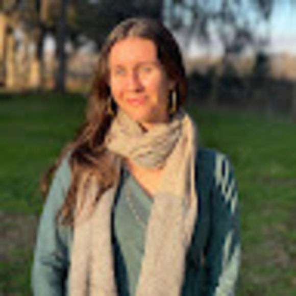 Meet your Posher, Kara - Picture 2 of 2